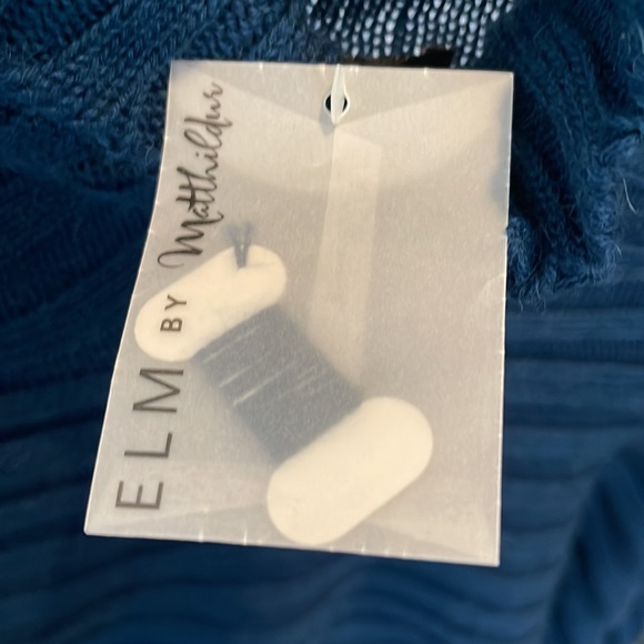 ELM by Matthildur NWT deep teal drop shoulder hi-lo mock neck. - Picture 6 of 12